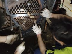 中央空調(diào)冷水機組管道破裂，永安昌盛專業(yè)維修上門服務(wù)